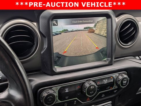 Used 2022 Jeep Gladiator Sport AWD/4WD image 34