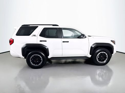 Used 2025 Toyota 4Runner TRD Off-Road image 4