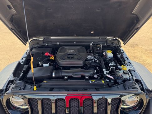 Used 2021 Jeep Wrangler Unlimited Sport AWD/4WD image 20
