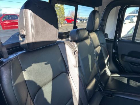 Used 2020 Jeep Gladiator Rubicon image 23