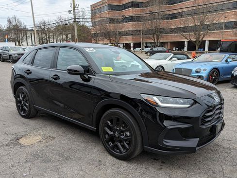 Used 2025 Honda HR-V Sport image 5