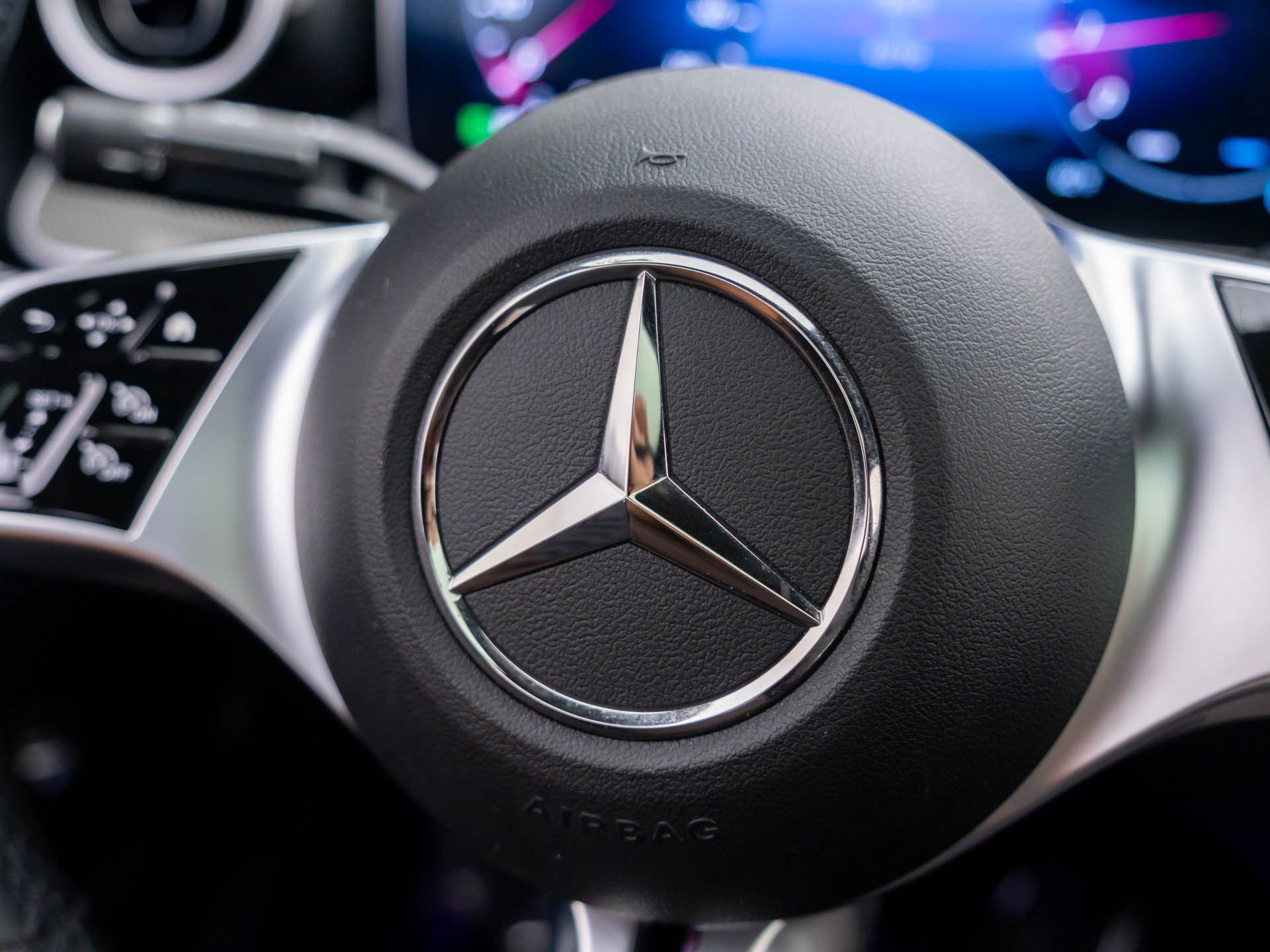 Used 2023 Mercedes-Benz C 300 4MATIC Sedan image 26