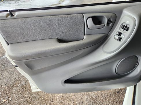 Used 2007 Dodge Grand Caravan SE w/ Popular Equipment Group I FWD image 18