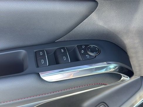 New 2026 Chevrolet Traverse RS image 11