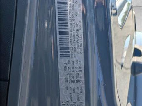 Used 2019 Jeep Wrangler Unlimited Sahara AWD/4WD image 23