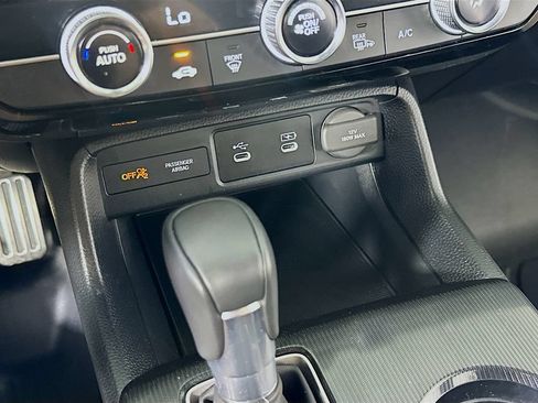 Used 2025 Honda Civic Sport image 27