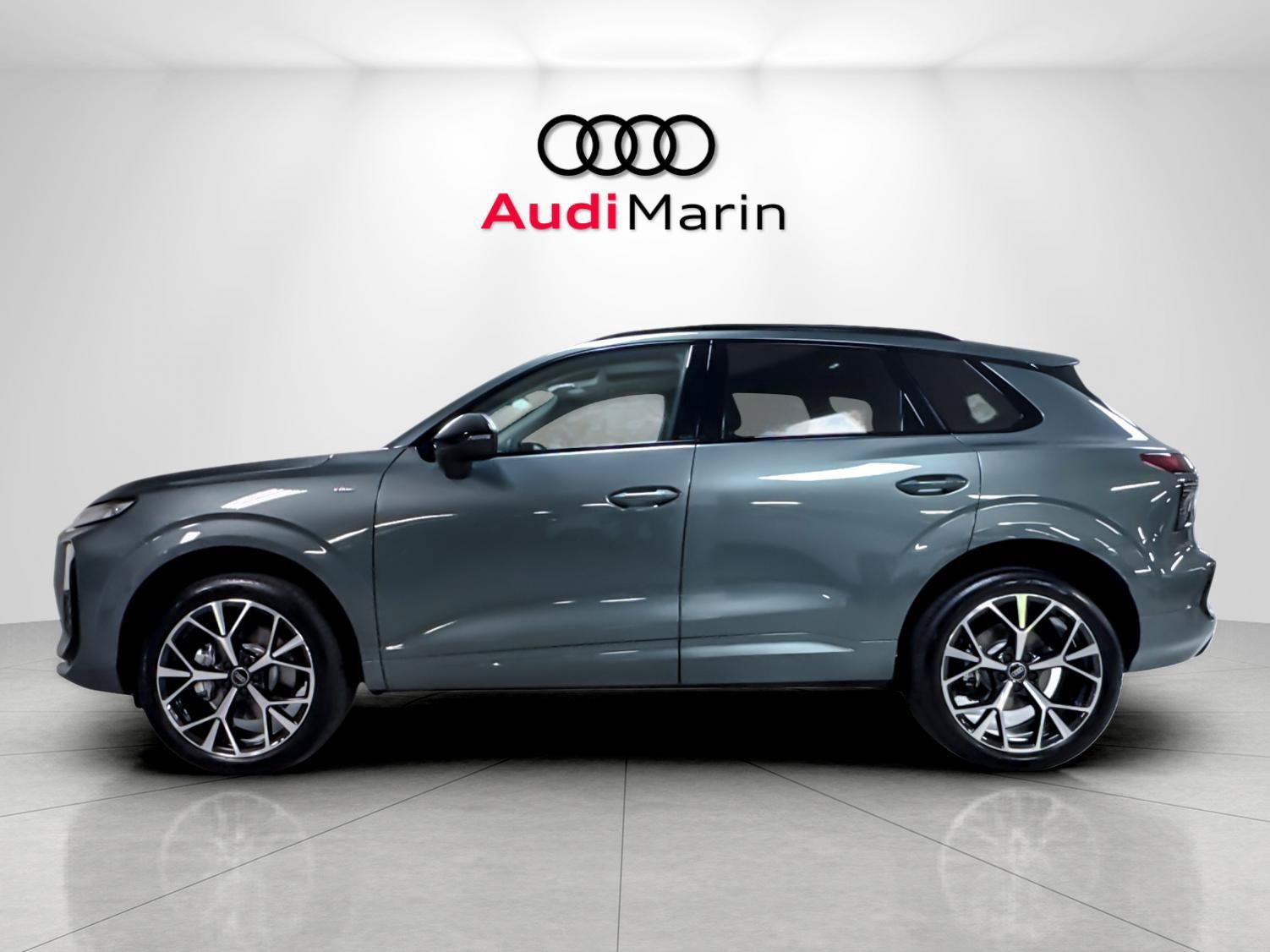 New 2026 Audi Q3 quattro 2.0T AWD/4WD image 2