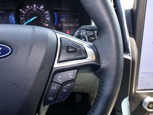 Used 2024 Ford Edge Titanium w/ Titanium Elite Package image 26