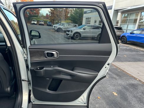 New 2026 Kia Sorento X-Line EX image 24