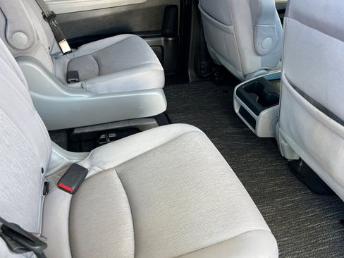 Used 2021 Honda Odyssey EX image 30