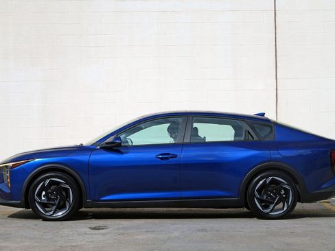 Used 2025 Kia K4 EX FWD image 8