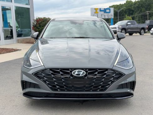Used 2021 Hyundai Sonata SEL w/ Convenience Package FWD image 9