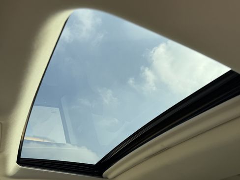 Used 2016 Lexus RX 450h FWD image 19