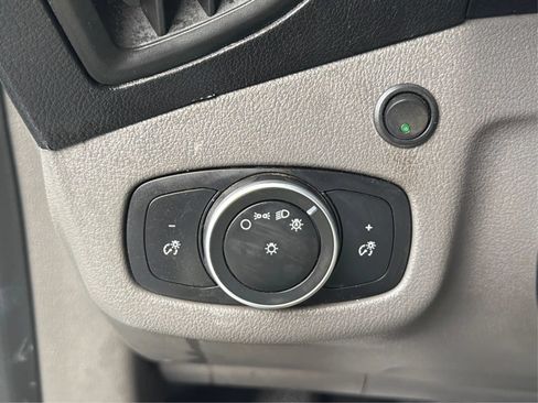 Used 2020 Ford Transit Connect XL FWD image 21
