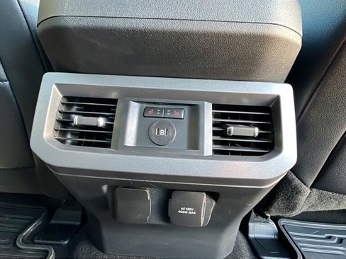 Used 2024 Ford F350 Lariat w/ Lariat Ultimate Package image 18