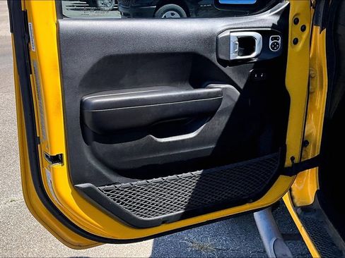 Used 2019 Jeep Wrangler Sport AWD/4WD image 18