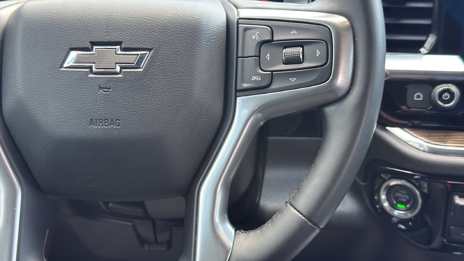 Used 2024 Chevrolet Silverado 1500 RST AWD/4WD image 15