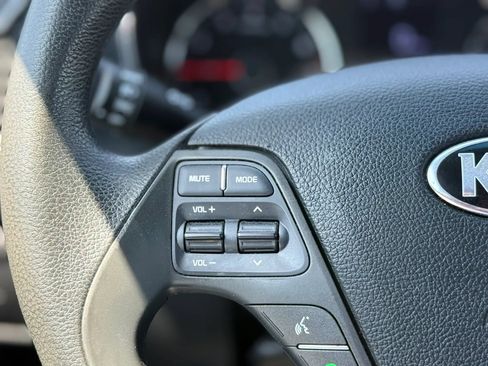 Used 2018 Kia Forte LX w/ LX Rear Camera Package FWD image 26