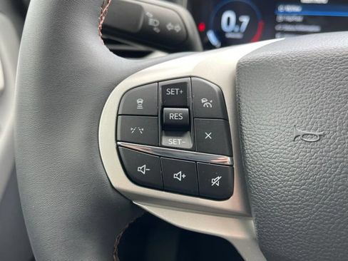 New 2026 Ford Explorer Active AWD/4WD image 15