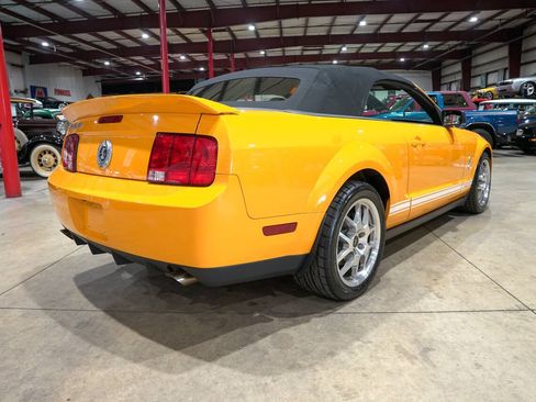 Used 2007 Ford Mustang Shelby GT500 RWD image 24