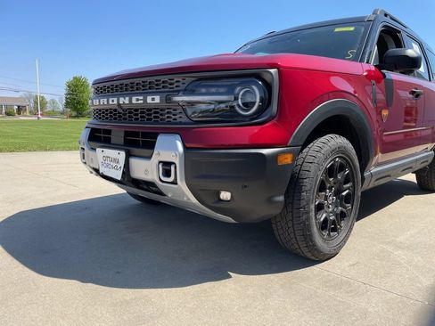 Certified 2025 Ford Bronco Sport Badlands AWD/4WD image 14