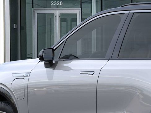 New 2026 Cadillac Vistiq Luxury image 36