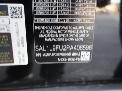 Used 2024 Land Rover Range Rover Sport Dynamic SE image 39