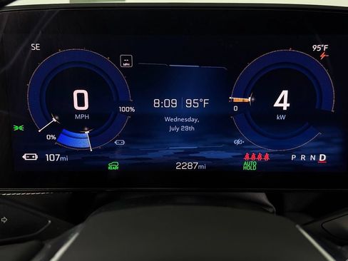 Used 2024 Chevrolet Blazer EV LT AWD/4WD image 14