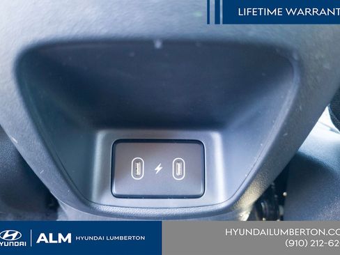 New 2026 Hyundai Elantra Limited FWD image 19