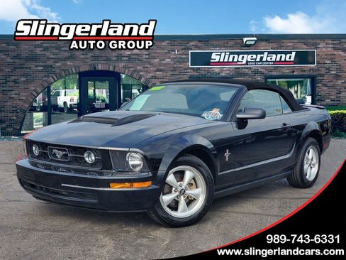 Used 2007 Ford Mustang Convertible RWD image 1