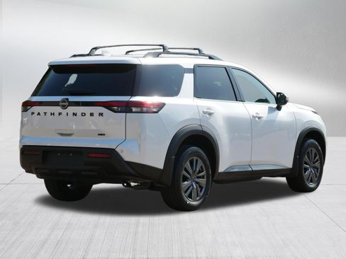 Certified 2025 Nissan Pathfinder SV w/ Black Appearance Package AWD/4WD image 7