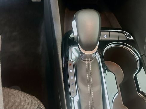 Used 2025 Buick Encore GX Preferred image 24