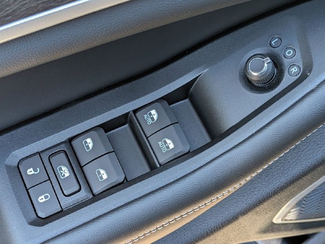 New 2026 Jeep Grand Cherokee Limited AWD/4WD image 23