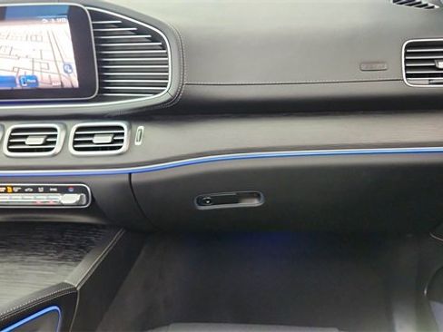 Used 2025 Mercedes-Benz GLS 450 GLS 450 image 40
