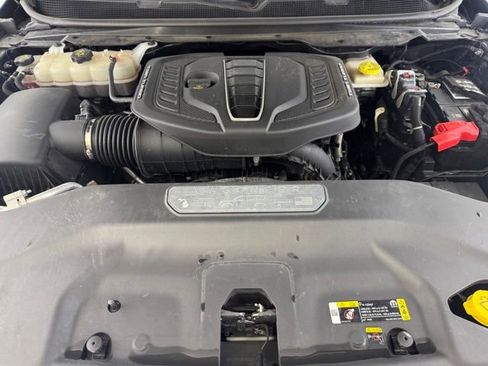 Used 2023 Jeep Grand Wagoneer Series II AWD/4WD image 19