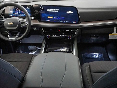 New 2026 Chevrolet Suburban LS w/ LPO, Dark Essentials Package RWD image 16