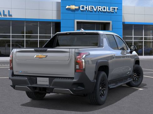 New 2026 Chevrolet Silverado EV LT w/ Plus Package AWD/4WD image 4