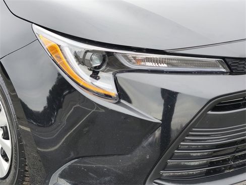 Certified 2024 Toyota Corolla LE image 6