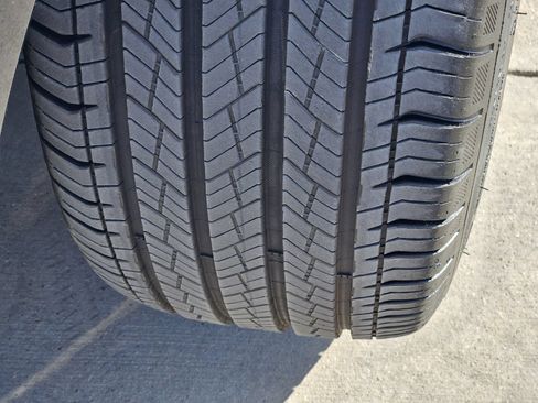 Certified 2026 Cadillac Lyriq Signature Luxury w/ Nappa Leather Package AWD/4WD image 13