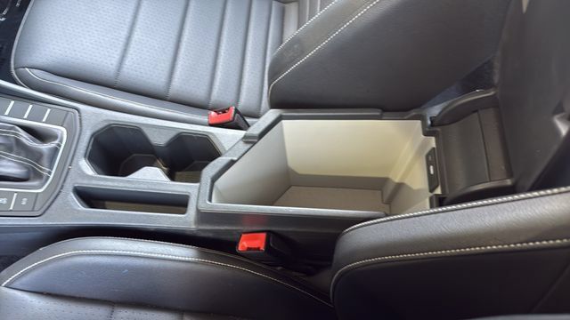 Used 2024 Volkswagen Jetta SE FWD image 23