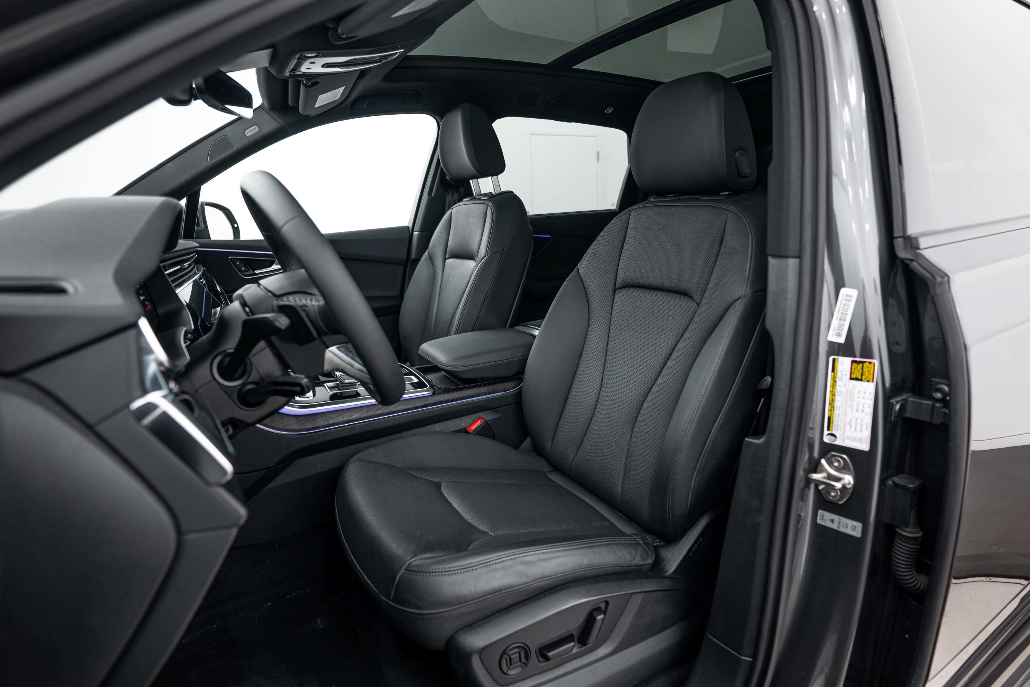 Used 2022 Audi Q7 2.0T Premium Plus AWD/4WD image 15
