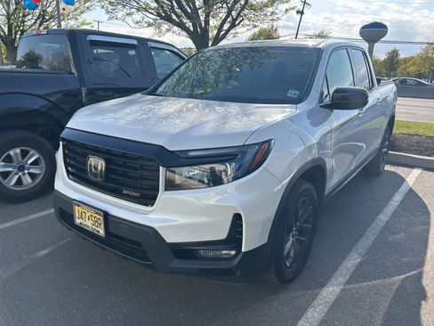 Used 2023 Honda Ridgeline Sport image 1