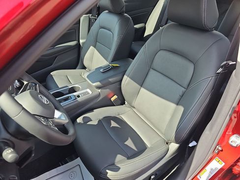 New 2026 Nissan Altima 2.5 SV w/ SV Premium Package FWD image 19