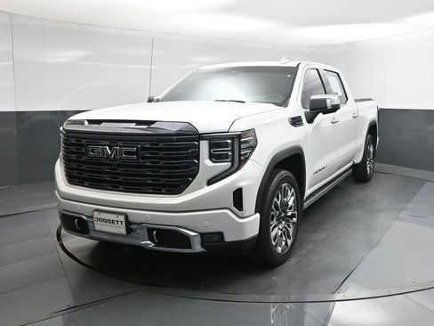 Used 2024 GMC Sierra 1500 Denali Ultimate AWD/4WD image 29