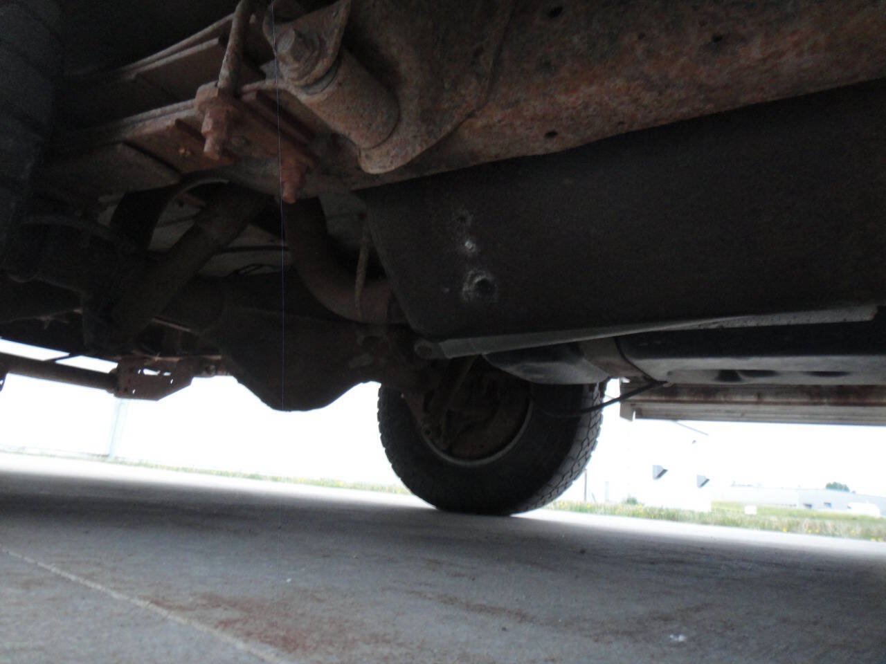 Used 2012 Ford E-350 and Econoline 350 XLT RWD image 23