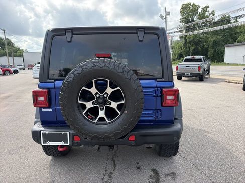 Used 2018 Jeep Wrangler Unlimited Rubicon AWD/4WD image 5