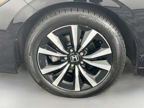 Used 2024 Honda Civic EX-L image 41