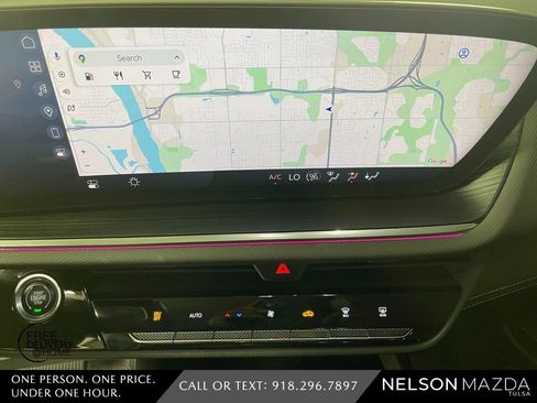 Used 2024 Buick Envision Preferred image 29