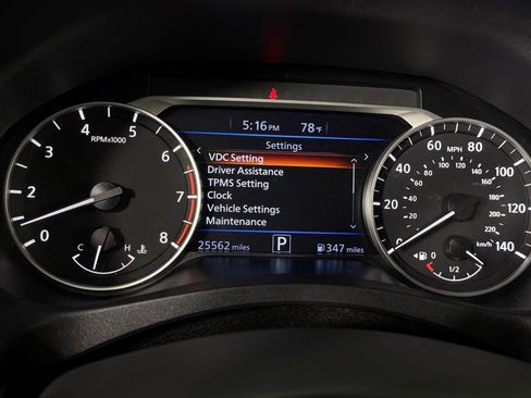 Used 2025 Nissan Altima 2.5 SV FWD image 16