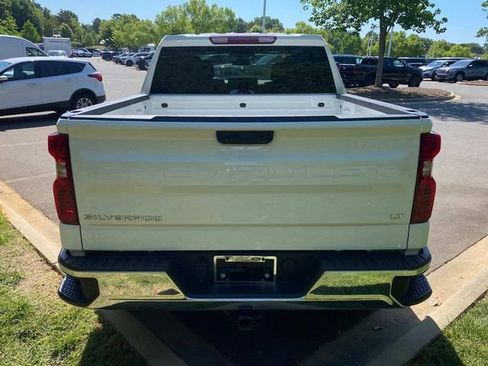 Used 2024 Chevrolet Silverado 1500 LT AWD/4WD image 30
